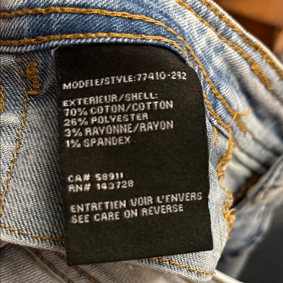 Tribal Jeans 4 Button Up Light Blue Audrey Midrise Wide Leg Crop Jeans - Picture 5 of 5